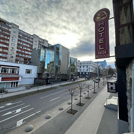 Prestige Apart-Hotel Chisinau Exterior photo