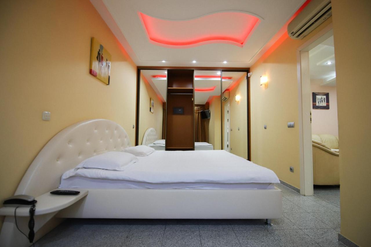 Prestige Apart-Hotel Chisinau Exterior photo
